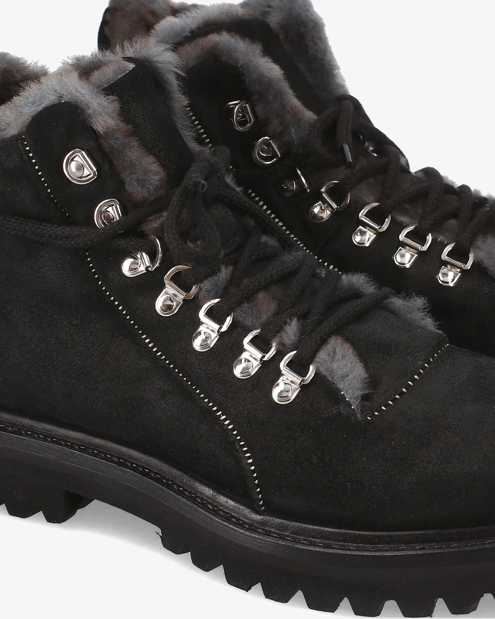 Black Sheepskin Caseicros Footwear 31300B