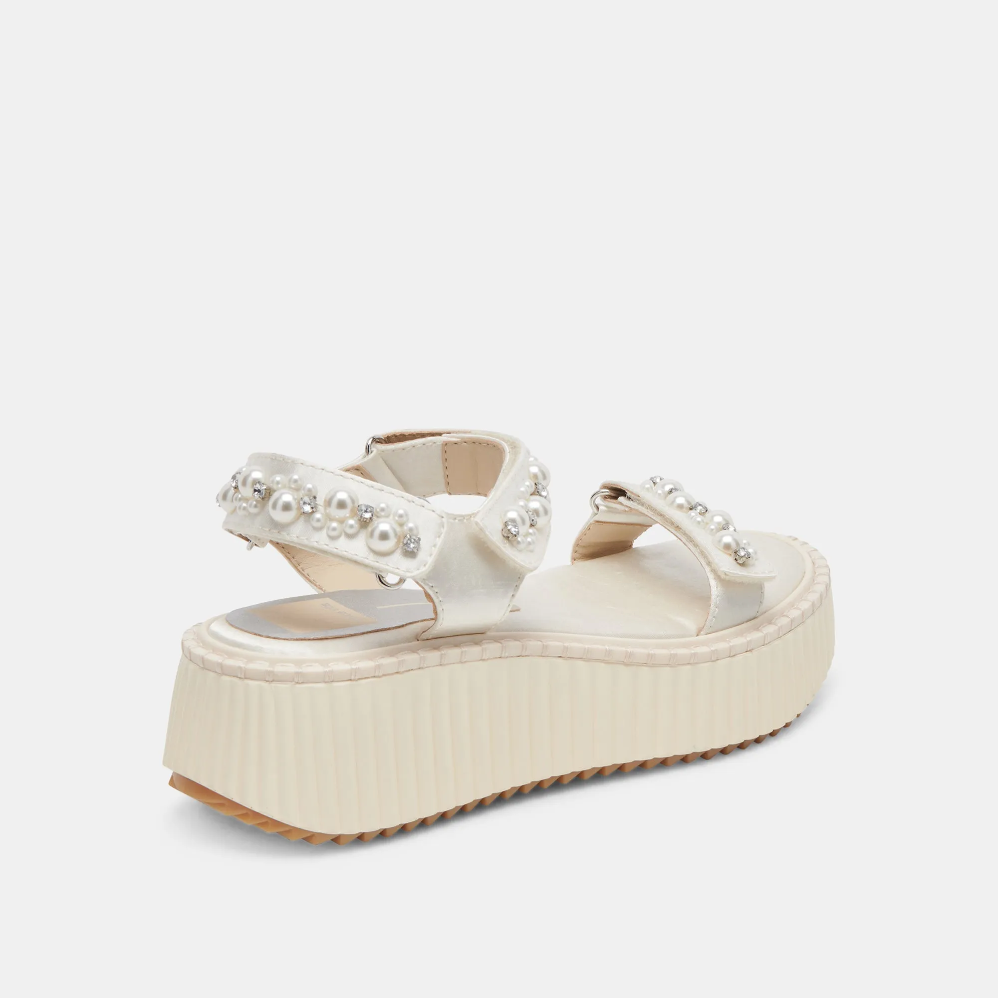 DEBRA PEARL SANDALS VANILLA PEARLS