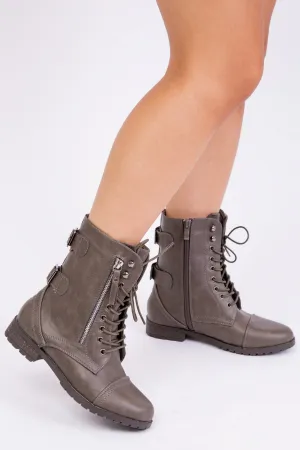 ELODIE MILITARY ANKLE BOOTS WITH LOW HEEL IN KHAKI FAUX LEATHER