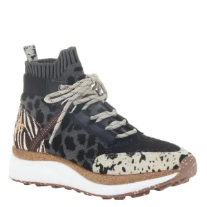 HYBRID in ANIMAL PRINT Sneakers