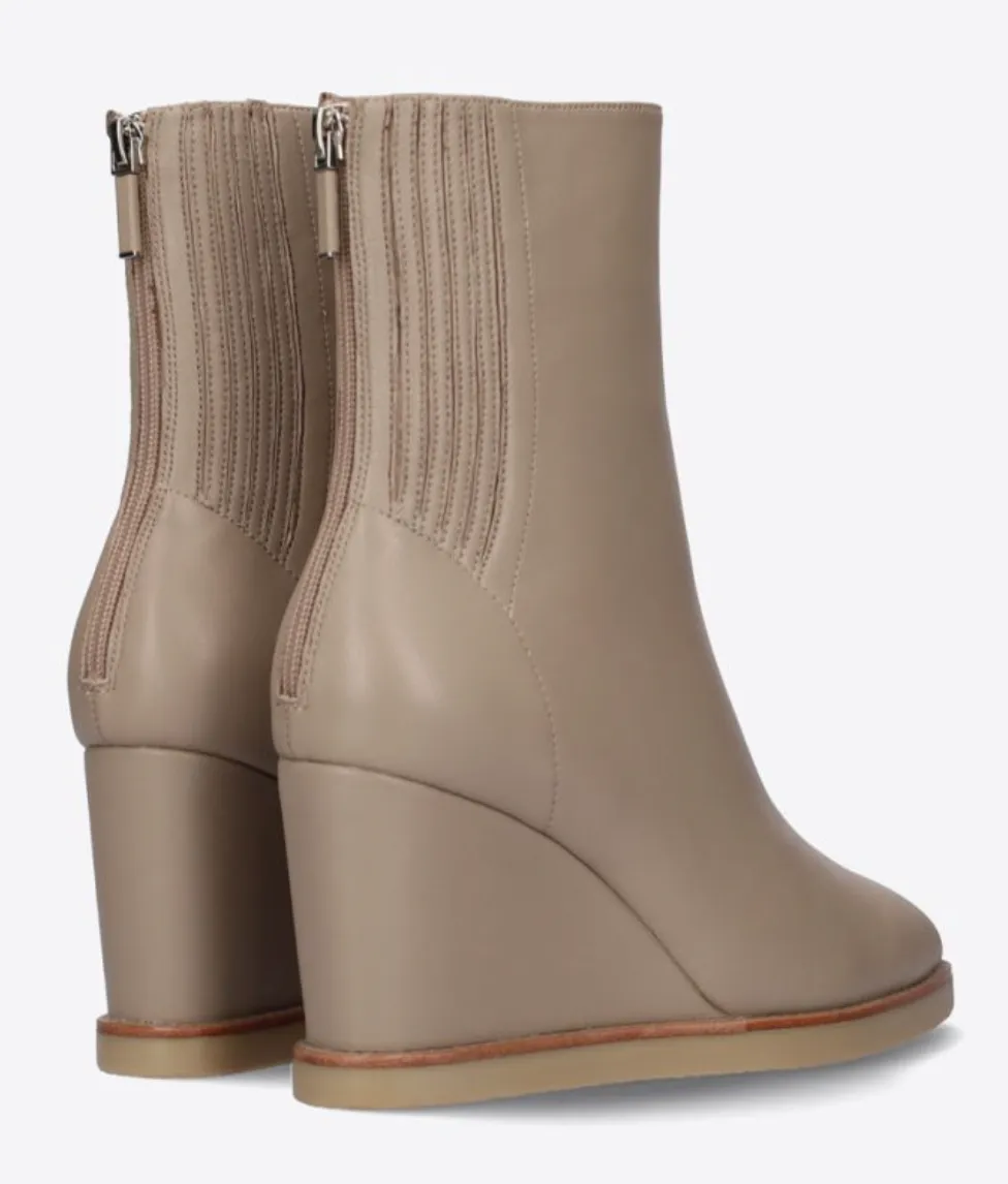 Lola Cruz Clay Leather Wedge Ankle Boot